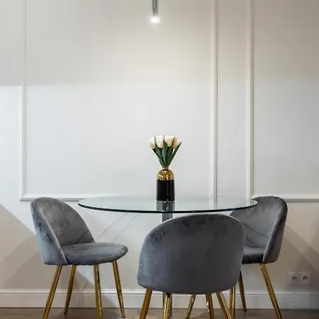 Close-urban Chic - Luxury -10 People- Mennica Apartment
