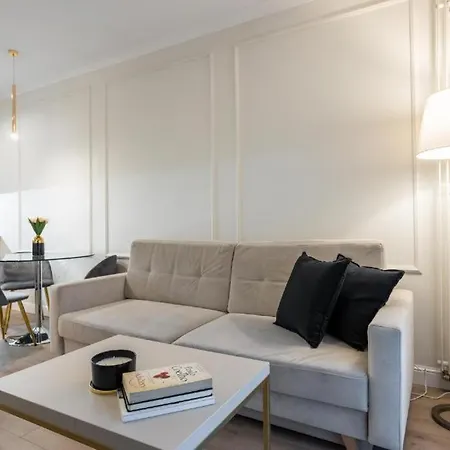 Apartment Close-urban Chic - Luxury -10 People- Mennica Warsaw