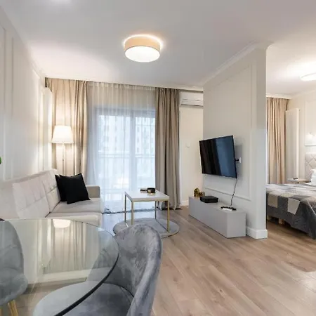 Close-urban Chic - Luxury -10 People- Mennica