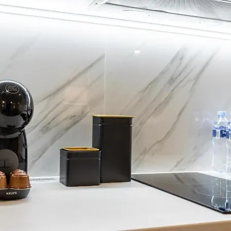 Close-urban Chic - Luxury -10 People- Mennica *