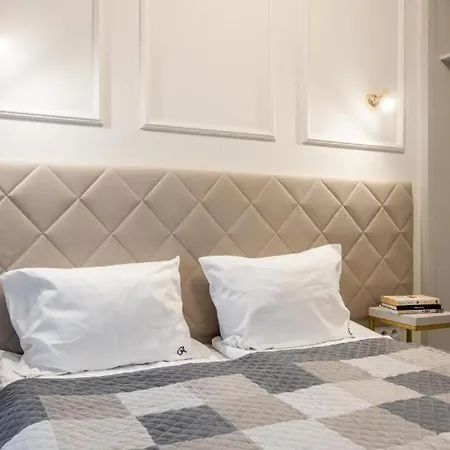 Close-urban Chic - Luxury -10 People- Mennica Appartement *