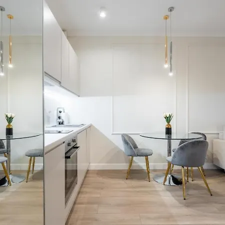 Close-urban Chic - Luxury -10 People- Mennica Appartement Varsovie